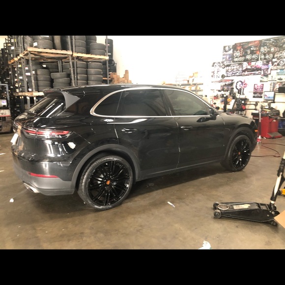 Meet your Posher, Ommar - Picture 1 of 1